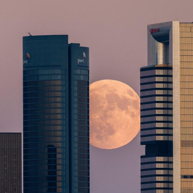 A rare spectacle began Sunday night as an August supermoon blue moon rose into the sky. 